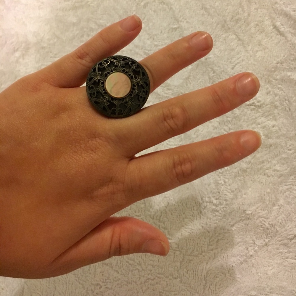 Sale ‼️ Ring size 7